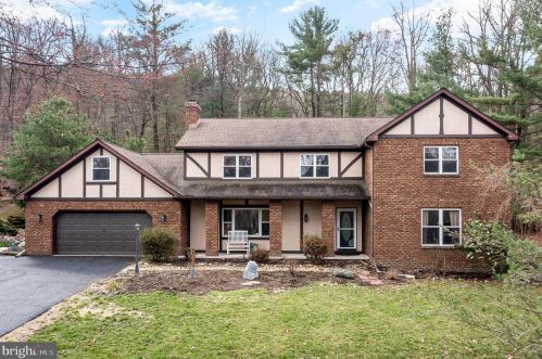 165 Chain Saw Rd, Siddonsburg, PA 17019-9473