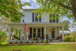4715 Lawrenceburg Rd, Frankfort, KY 40601-8442