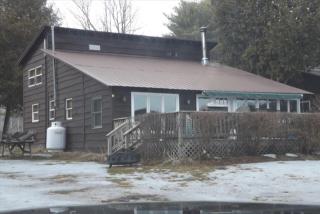 10 Vista View Dr, Chestertown, NY 12817-3915