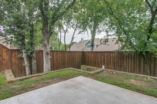 2614 Brighton Dr, Lewisville TX  75028-1463 exterior