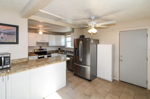 2828 41st Ave, Saint Petersburg FL  33714-4546 exterior