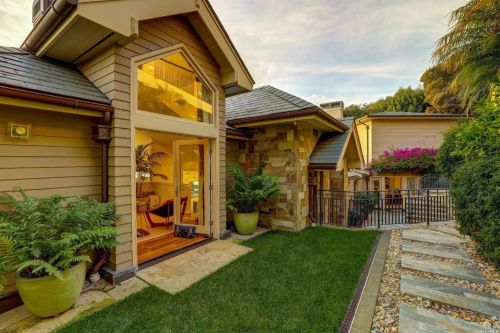 333 Belvedere Ave, Tiburon CA 94920-2429 exterior