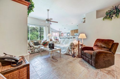 1714 Ficus Pt Dr, Melbourne FL  32940-1539 exterior