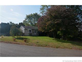 51 Orchard Dr, Uncasville, CT 06382-2238