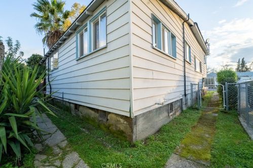 1435 4th Ave, Oroville CA  95965-4662 exterior