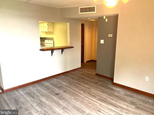 3213 Forest Ln, Collegeville, PA 19473-1090
