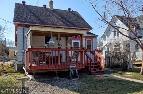 413 Goodrich Ave, Saint Paul, MN 55102-2932