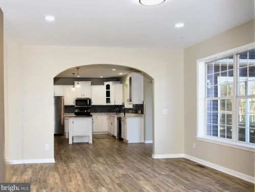 3675 Cannon Hill Rd, Hedgesville, WV 25427-5600