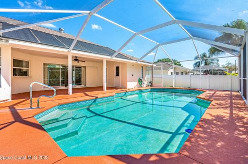 1026 Blossom Dr, Sebastian FL  32958-5110 exterior