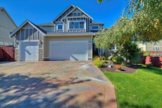 2322 13th St, Puyallup, WA 98373-6057