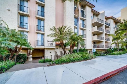 555 Esplanade, Redondo Beach CA  90277-4056 exterior