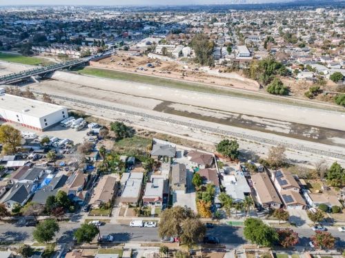 4723 Ivy St, Pico Rivera CA  90660-2236 exterior