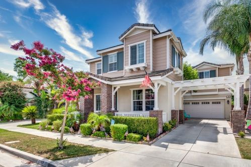 6787 Vanderbilt St, Chino CA  91710-1308 exterior