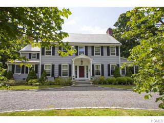 4390 Purchase St, Purchase, NY 10577-1112