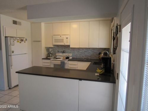 5431 81 Pl, Scottsdale AZ 85250-5636 exterior