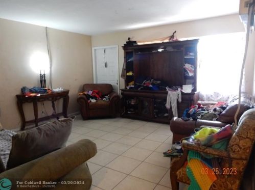 105 Atlantic Dr, Boynton Beach, FL 33435-1646