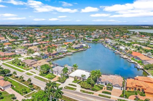 55 Barfield Dr, Marco Island, FL 34145-4740