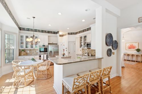 1305 Royal Links Dr, Mount Pleasant SC  29466-6960 exterior