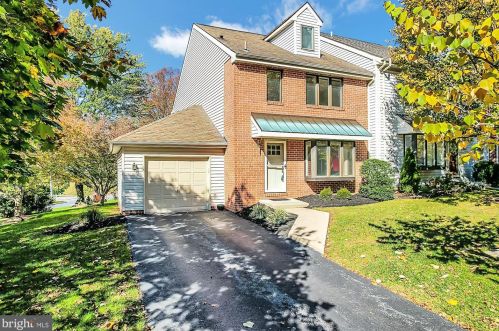 1 Foster Ln, Downingtown, PA 19335-3379