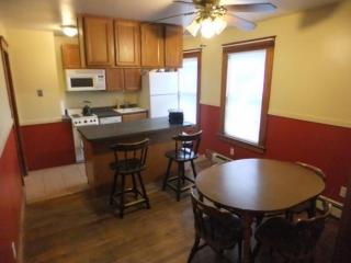 139 Parker St, Manchester NH  03102-4426 exterior