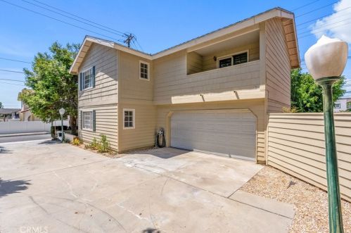 3623 15th St, Long Beach, CA 90804-2942