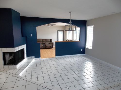 562 Eyerly Ave, Fort Pierce FL  34983-2944 exterior