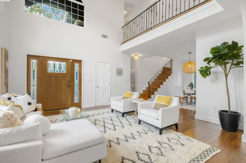 2990 Frye St, Oakland CA  94602-3545 exterior