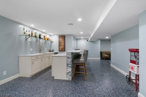 7 Flagstone Hill Rd, Wantage NJ  07461-2236 exterior