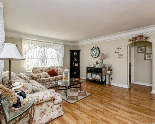 50 Avenue B, San Remo NY  11754-2505 exterior