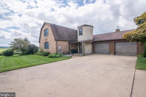 4217 Ridgeway Dr, Cross Roads, PA 17322-8607