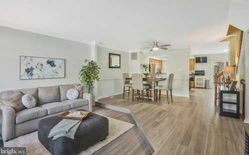 8854 Eagle Rock Ln, Springfield VA  22153-1727 exterior