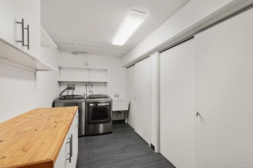 4750 Iselin Ave, Bronx NY  10471-2914 exterior