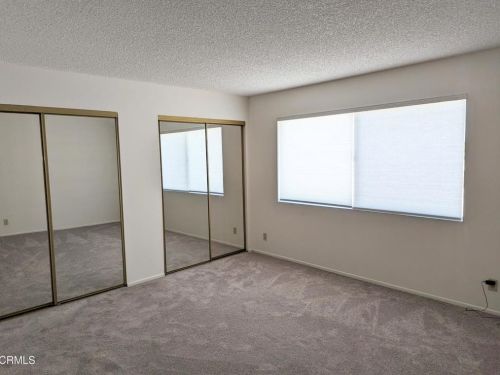 3255 Kelp Ln, Oxnard CA  93035-1665 exterior