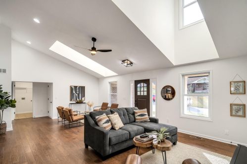 450 Pickett Dr, Covington KY  41011-1861 exterior