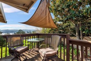 105 Carolina Dr, Benicia, CA 94510-2520