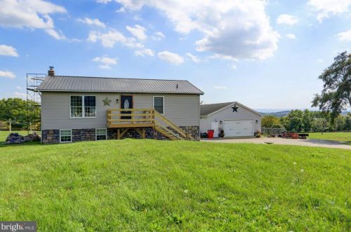 44 Subdivision Rd, North Newton, PA 17241-8602