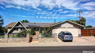 1101 North St, Manteca CA  95336-4924 exterior