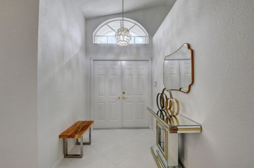 11652 Castellon Ct, Boynton Beach FL  33437-4085 exterior