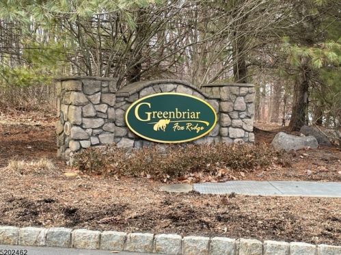 8112 Polk Dr, Wharton, NJ 07885-4201