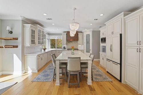 2054 Zinfandel Ct, Vacaville CA  95688-2829 exterior
