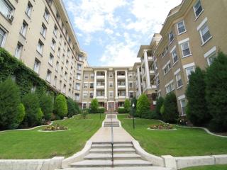 239 South Temple, Salt Lake City UT  84111-1234 exterior