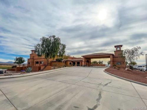 14 Torrey Pines Dr, Mohave Valley AZ  86440-8209 exterior