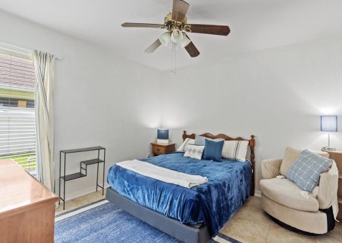 550 Alexandra Ave, Vero Beach, FL 32968-4032