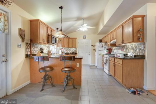 54 Lakeway Rd, Mineral VA  23117-4828 exterior