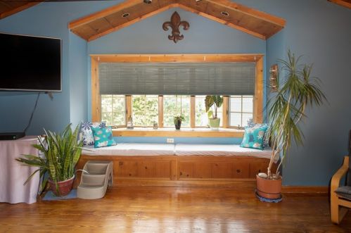 183 Thomas St, Fall River MA 02723-2404 exterior