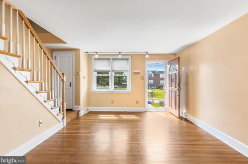 302 Stratford Rd, Manor PA  19036-1638 exterior