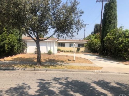 1229 Orangethorpe Ave, Fullerton, CA 92831-5223