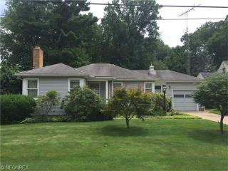 2230 34th St, Canton, OH 44705-2632