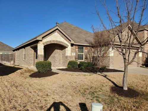 1512 Castle Creek Dr, Oak Point TX  75068-0169 exterior