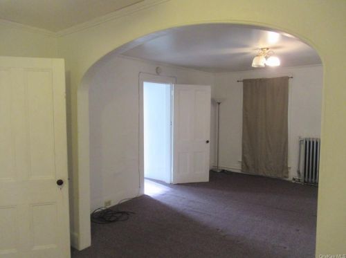 18 Main St, Port Jervis NY  12771-2111 exterior